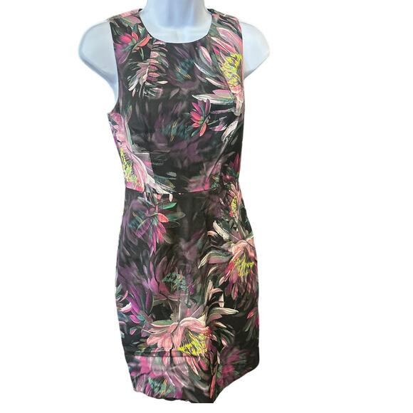 Trina Turk Watercolor Dress - Size 2, Stylish & Vibrant - Picture 1 of 4